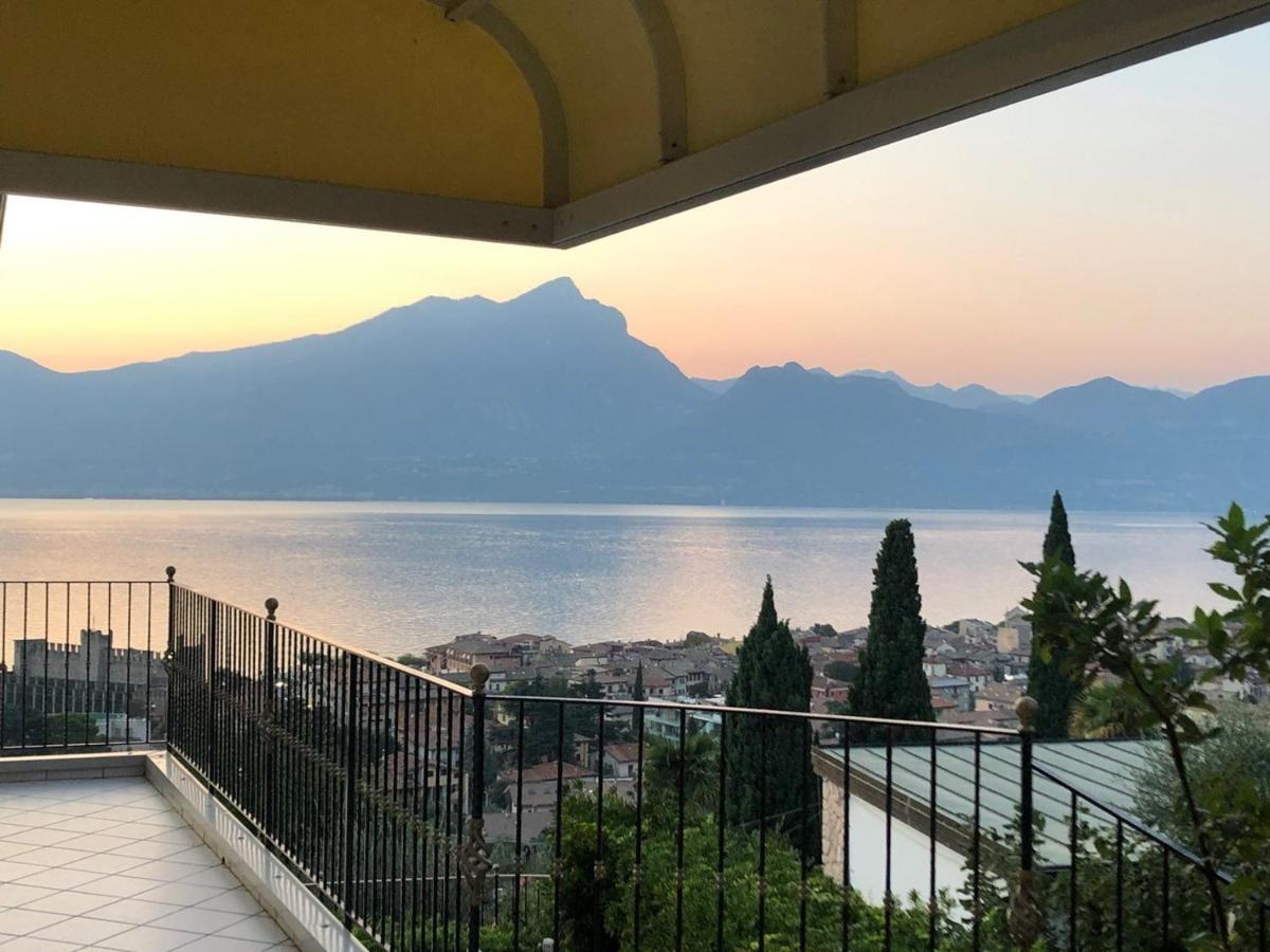 Appartamento La Perla Torri Del Benaco Buitenkant foto