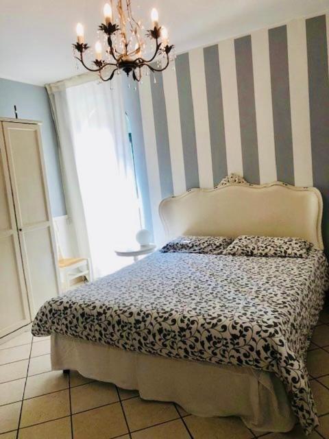 Appartamento La Perla Torri Del Benaco Buitenkant foto