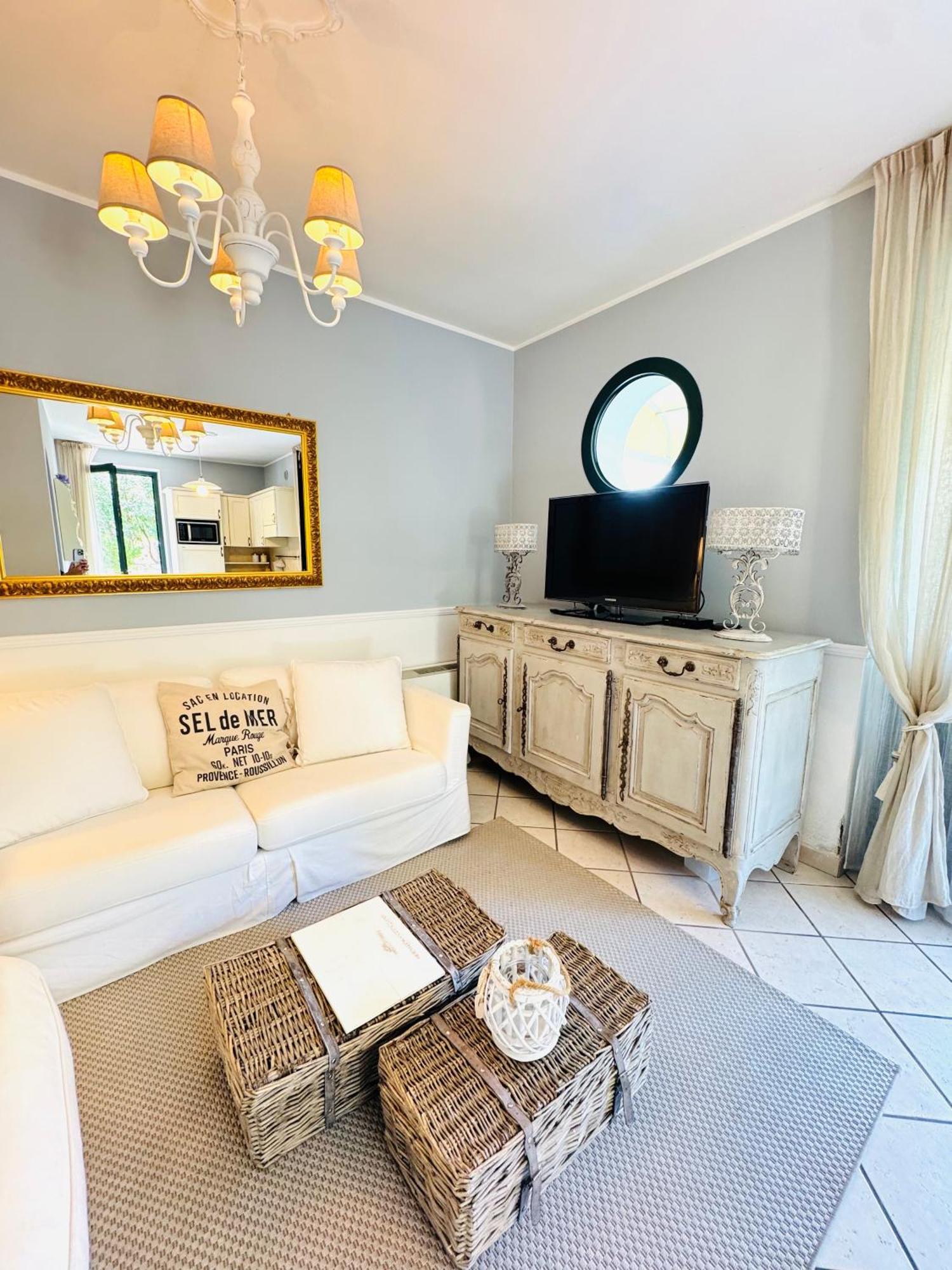 Appartamento La Perla Torri Del Benaco Buitenkant foto
